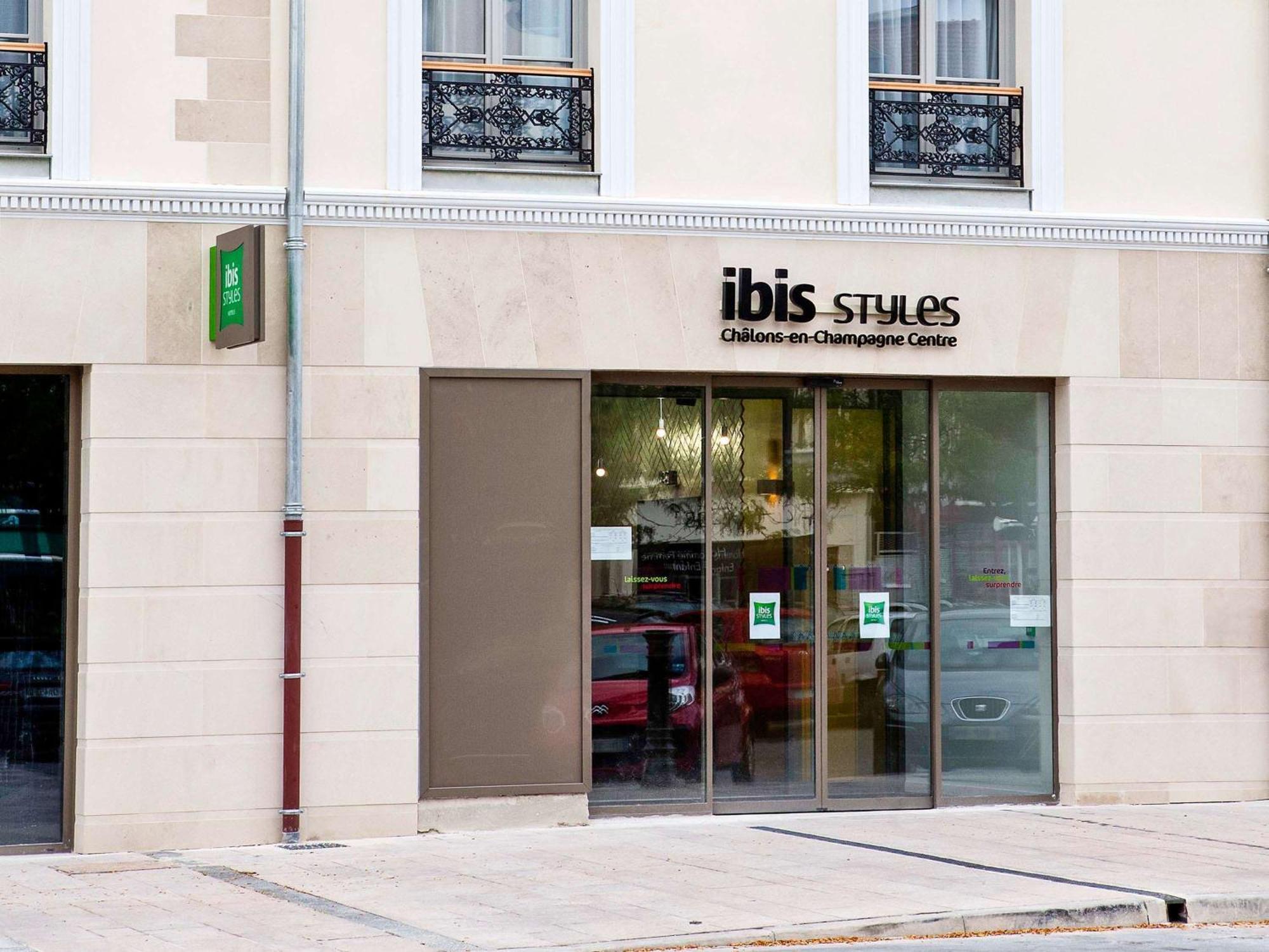 Hotel Ibis Styles Chalons En Champagne Centre Zewnętrze zdjęcie
