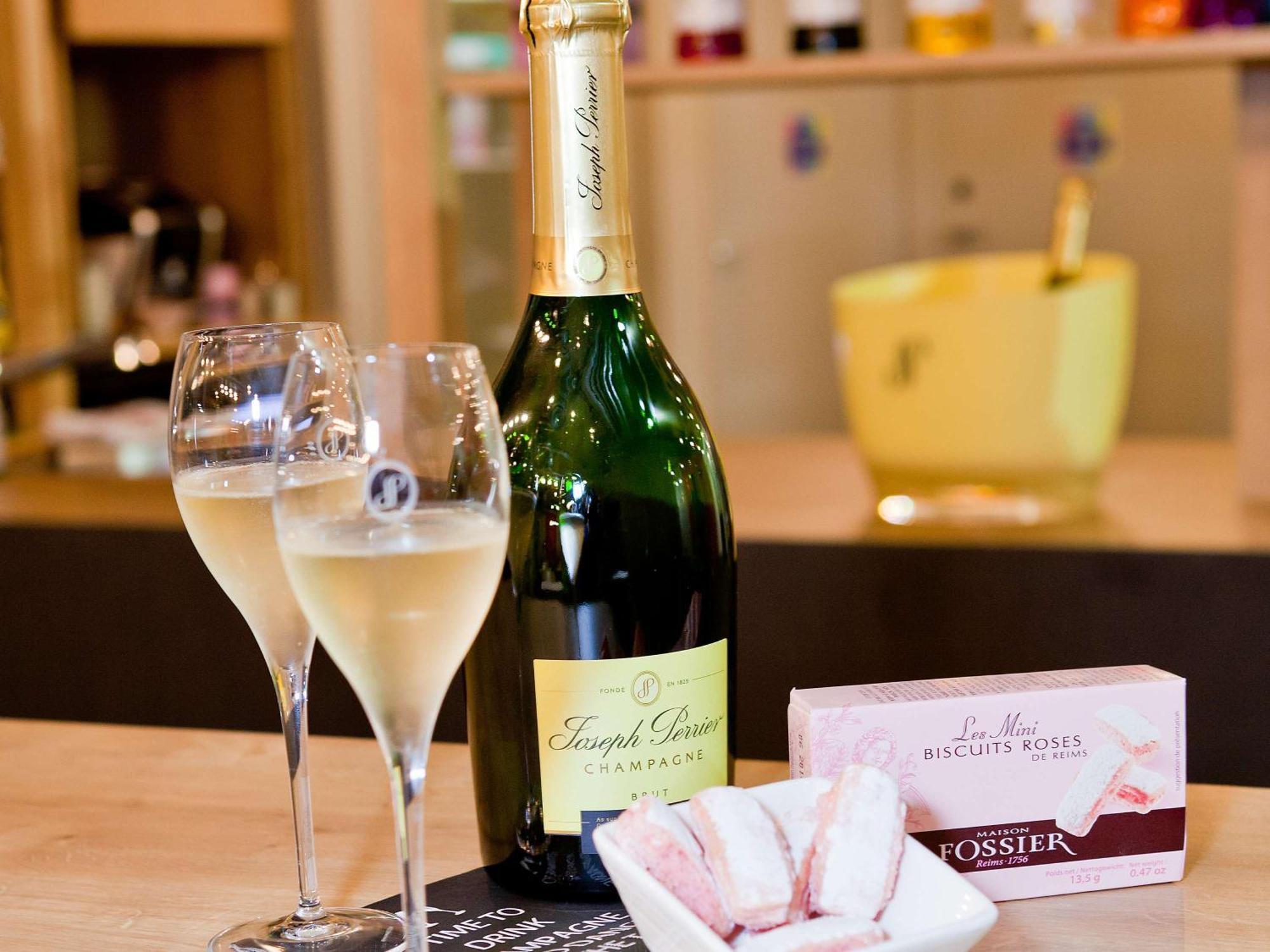 Hotel Ibis Styles Chalons En Champagne Centre Zewnętrze zdjęcie