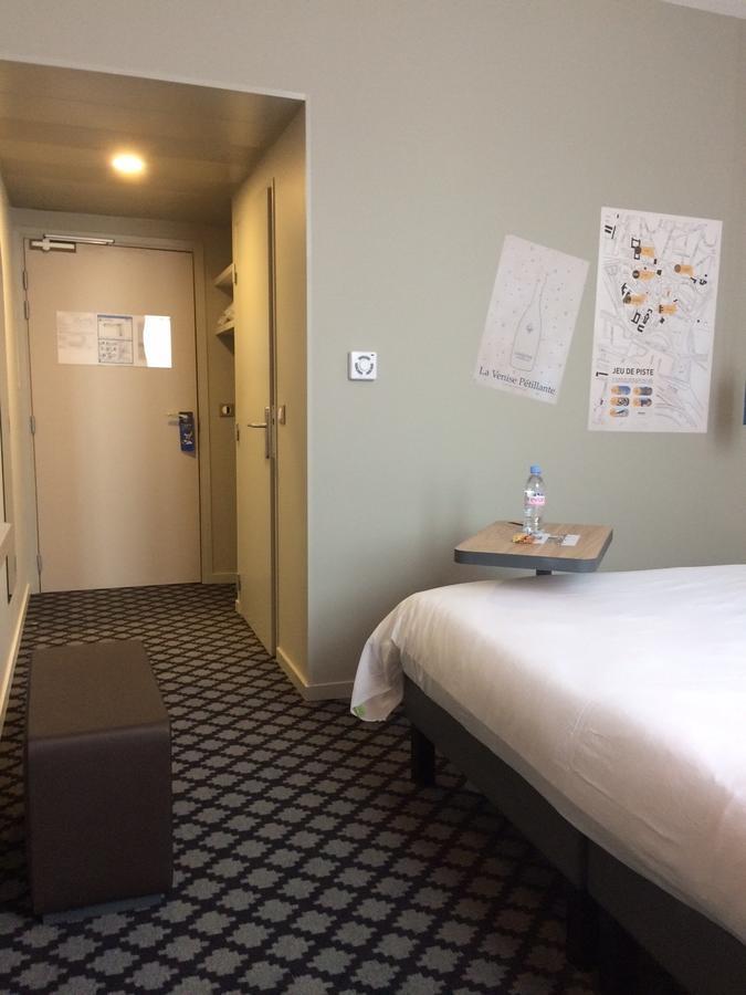 Hotel Ibis Styles Chalons En Champagne Centre Zewnętrze zdjęcie