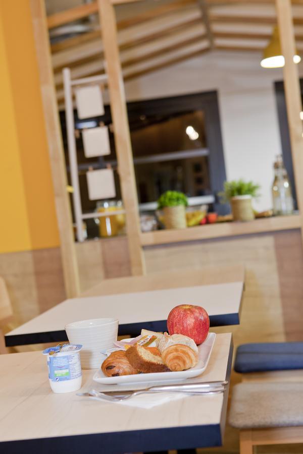 Hotel Ibis Styles Chalons En Champagne Centre Zewnętrze zdjęcie